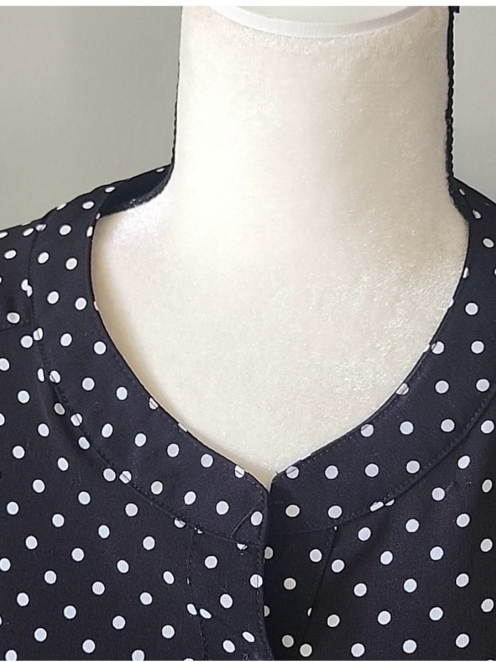 Notations Black and White Polka Dot Blouse with Straight Collar and Long Sleeves - Picture 5 of 13